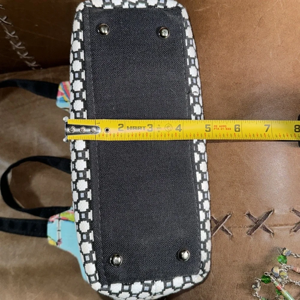 Berkshire Bags Sorrento Zip Top Multi-Pocket Artistic Fabric Footed Tote Bag - Picture 9 of 12